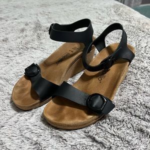 Papillo wedge sandal size 41